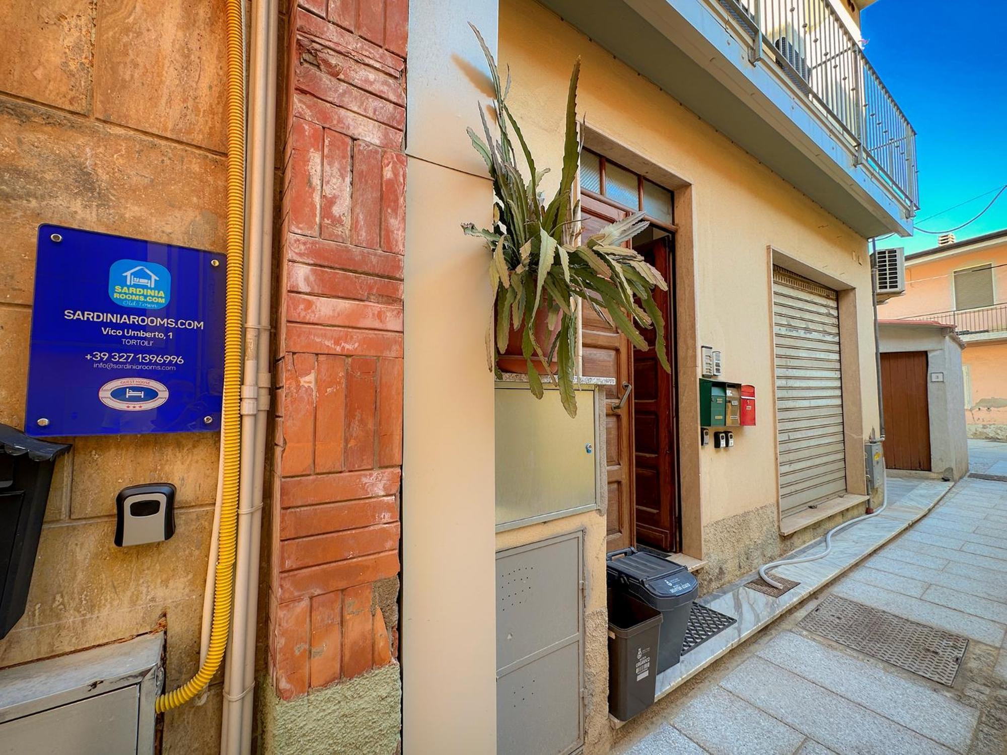 Sardiniarooms Tortoli Old Town Luaran gambar