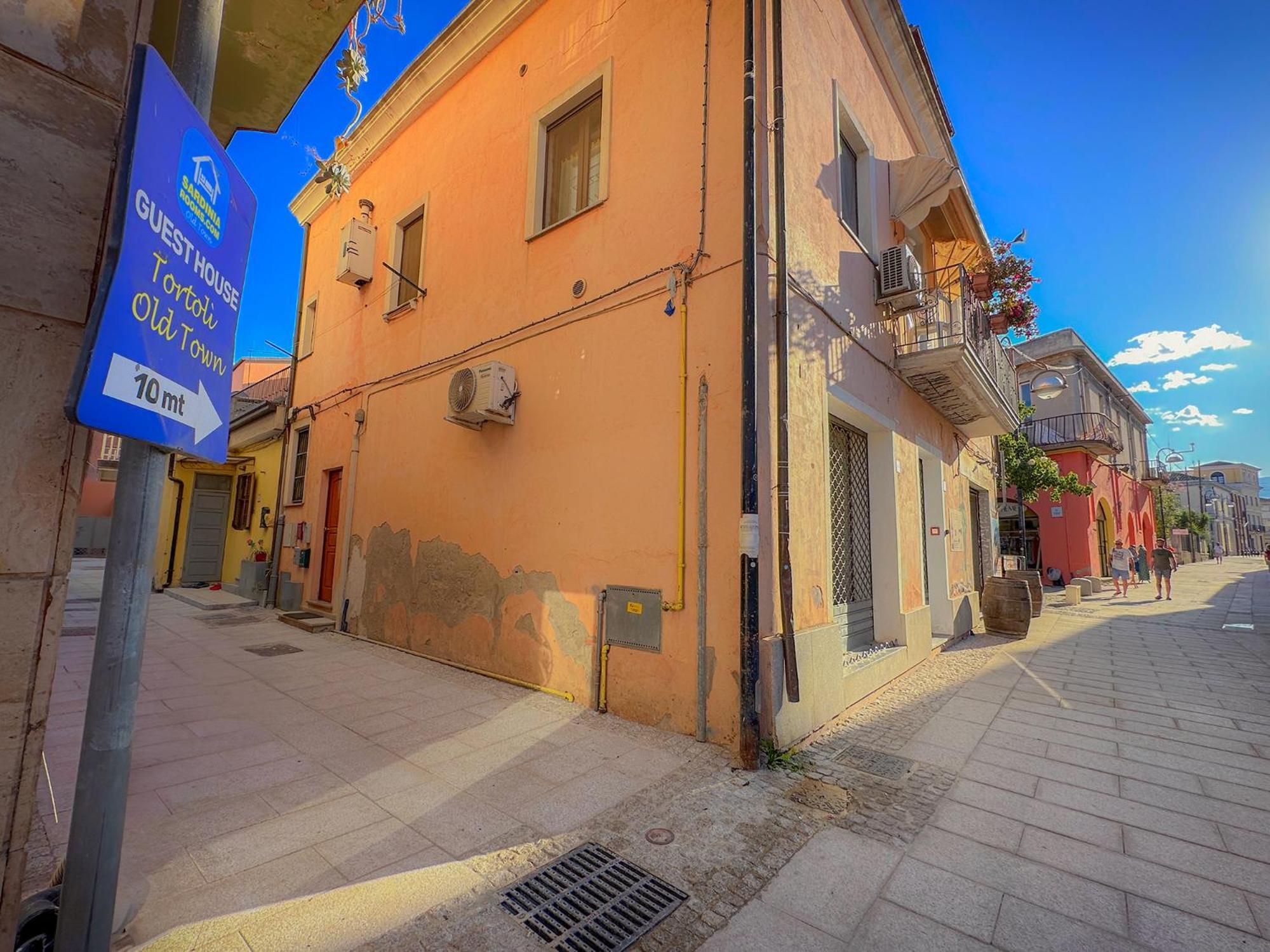 Sardiniarooms Tortoli Old Town Luaran gambar